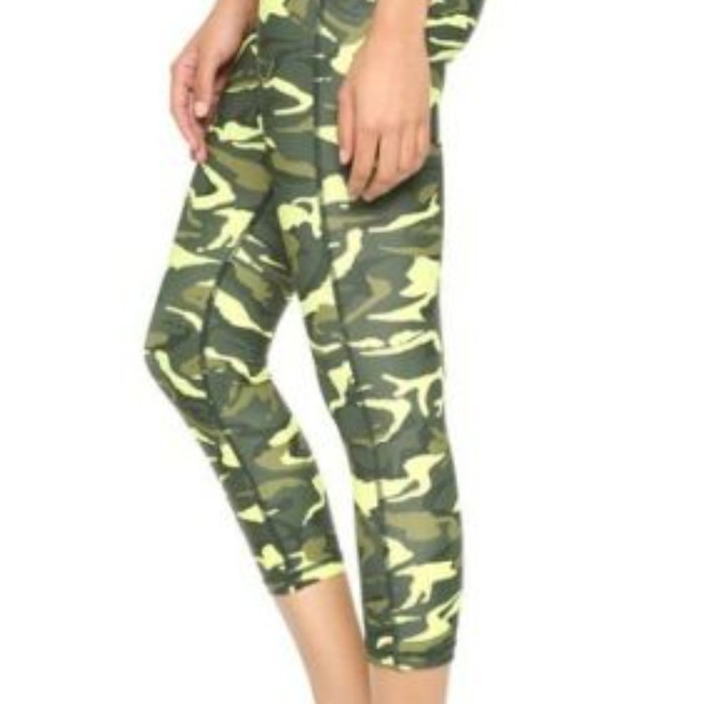 Human Performance Engineering Camo Crop Leggings - image 3